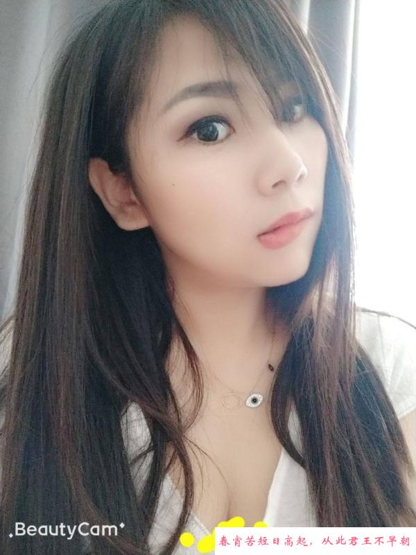 倒立吹箫大奶少妇 第4张