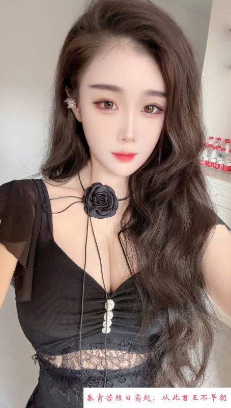 性感妖娆女友萱萱 第1张