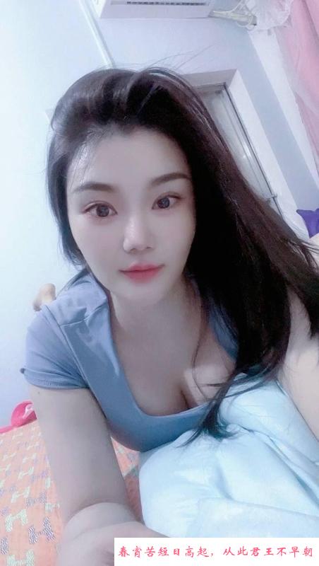 天景街御姐少妇芯儿 第1张