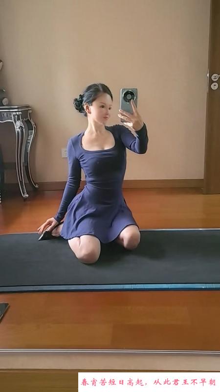 温柔黑丝高跟轻熟欲女 第2张