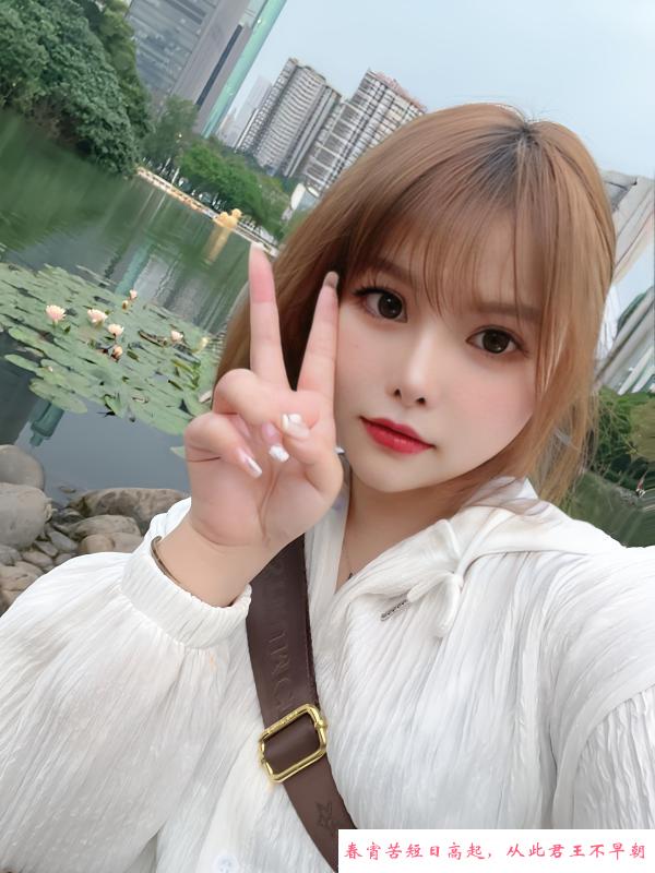 BBW巨臀胖妹子 第3张