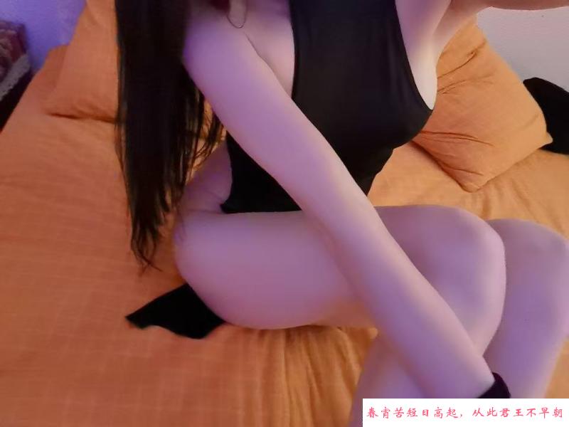 朝阳腰细臀翘妹子 第2张