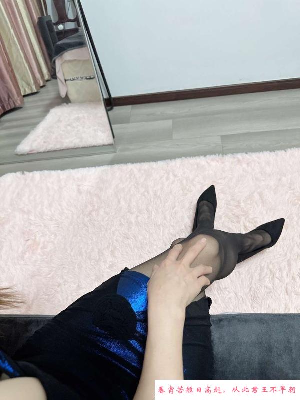 大奶肥臀骚妻 第3张