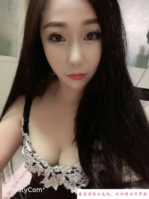 性感妩媚年轻妹子 第1张