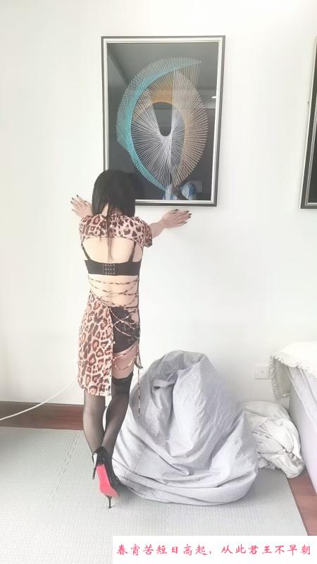 身材火辣女慕 第4张