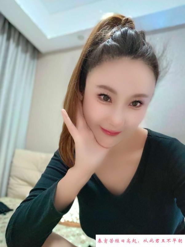 昆山大胸性感妹子 第2张