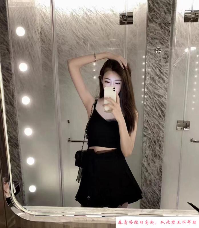 东北大胸闷骚妹子 第1张