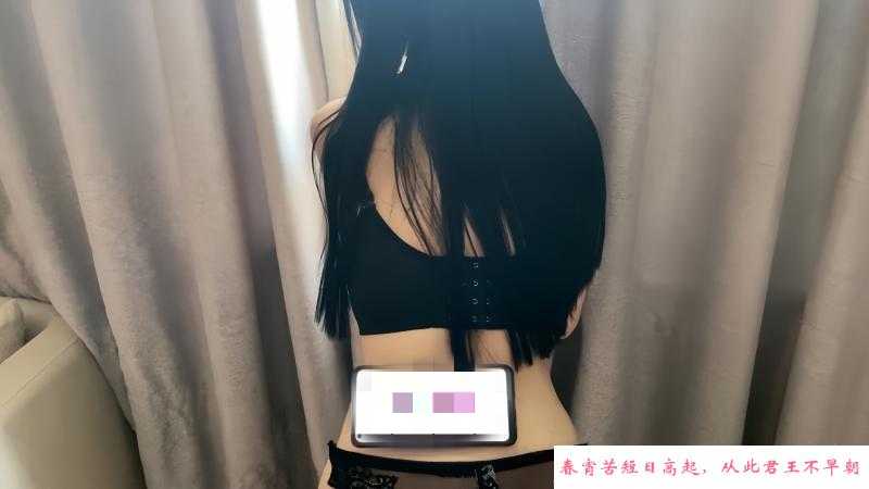 浦东大胸性感的小姐姐 第2张