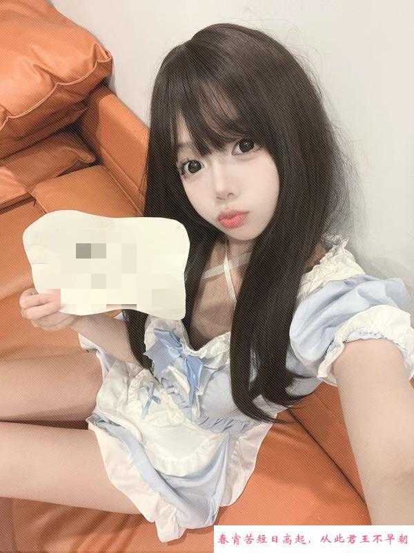 万达广场萝莉奈 第1张