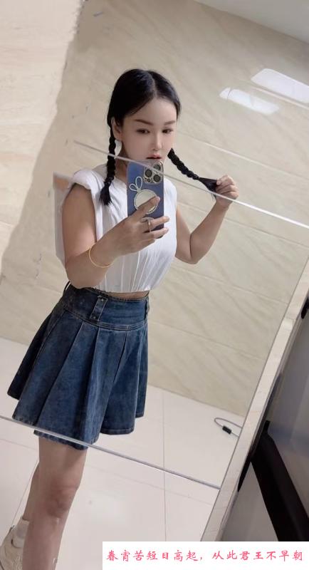 白云骚护士依依 第1张