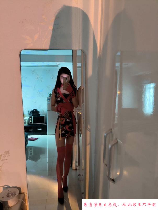 大胸美女艾微儿 第3张