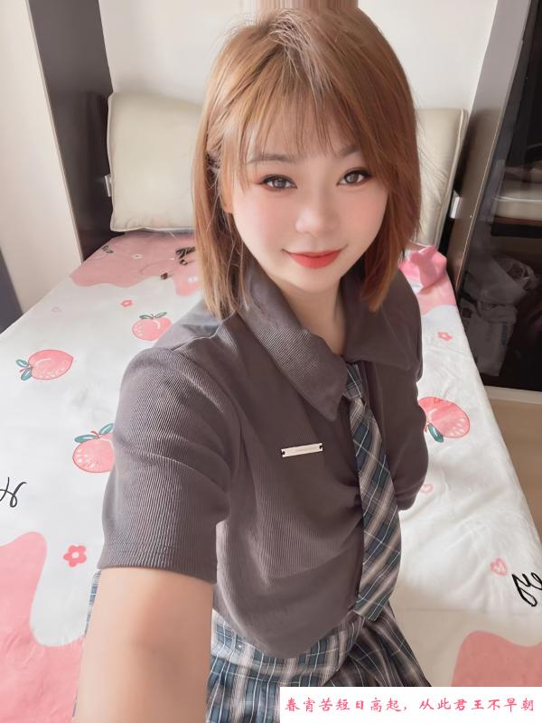 小店区丰满骚女 第1张