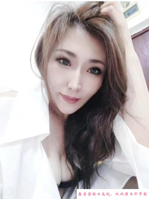 性感大长腿美女 第1张