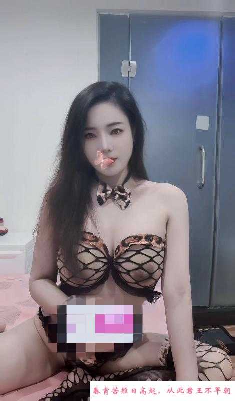 一字马瑜伽少妇 第3张
