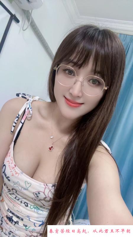 杨浦性感御姐船船 第1张