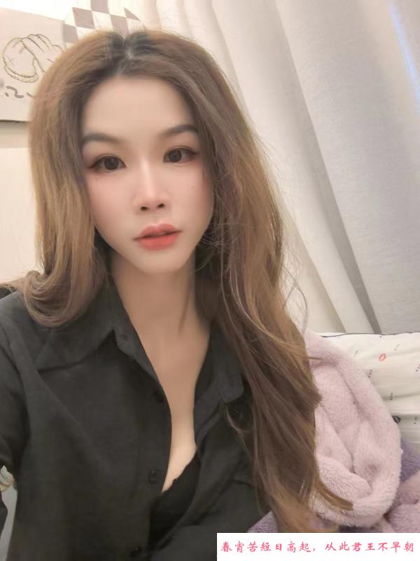 湿吻毒龙苗条小姐姐 第1张