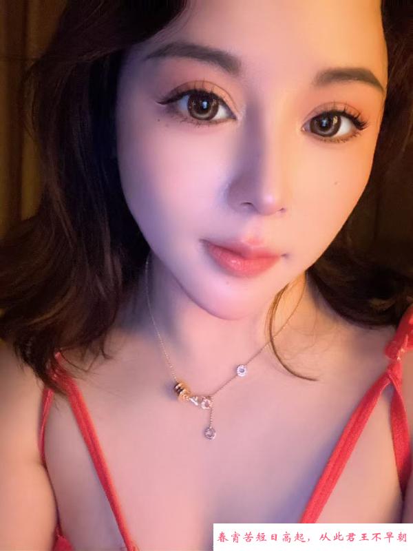 湿吻肤白大波妹 第3张