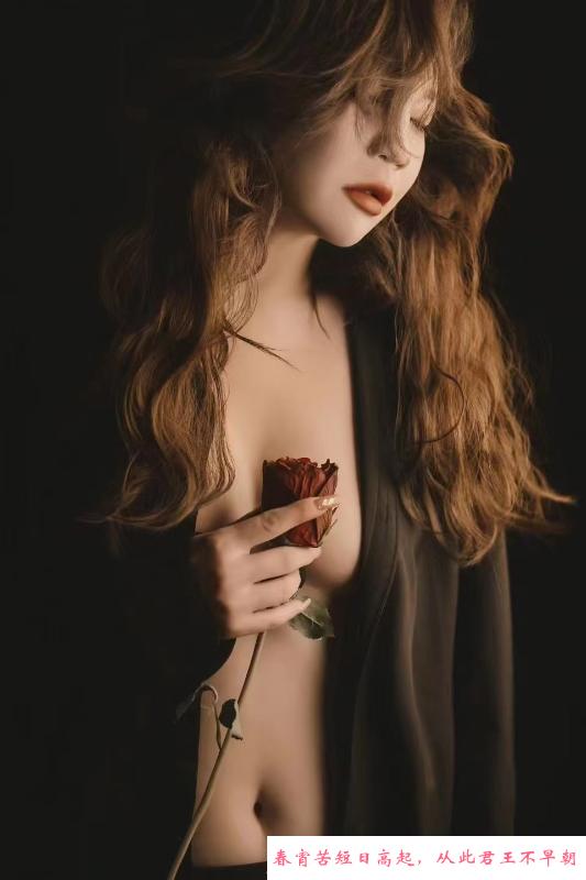 苗条娇小美女 第3张