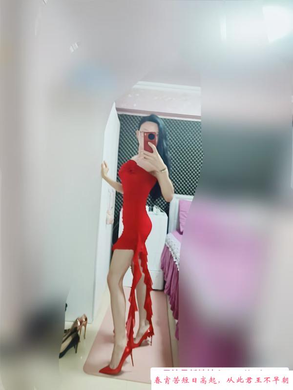 女人味十足喷水娃 第1张