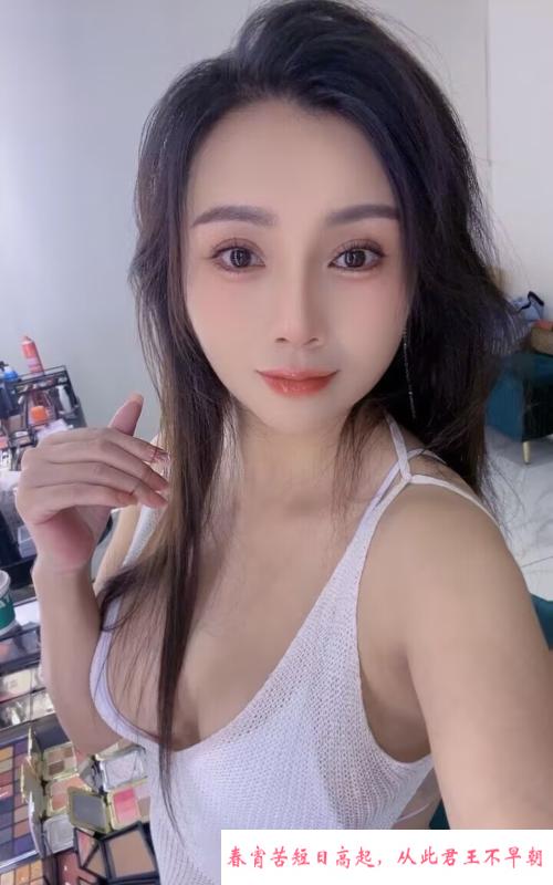 气质型风骚少妇 第2张