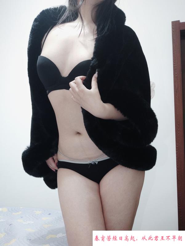 身材饱满温柔川妹子 第3张