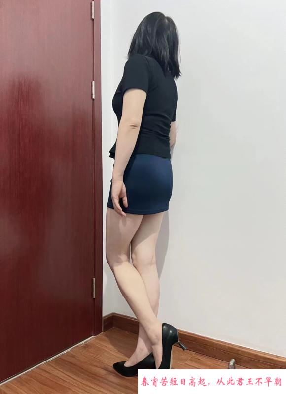 曼妙中项服务美妇 第1张