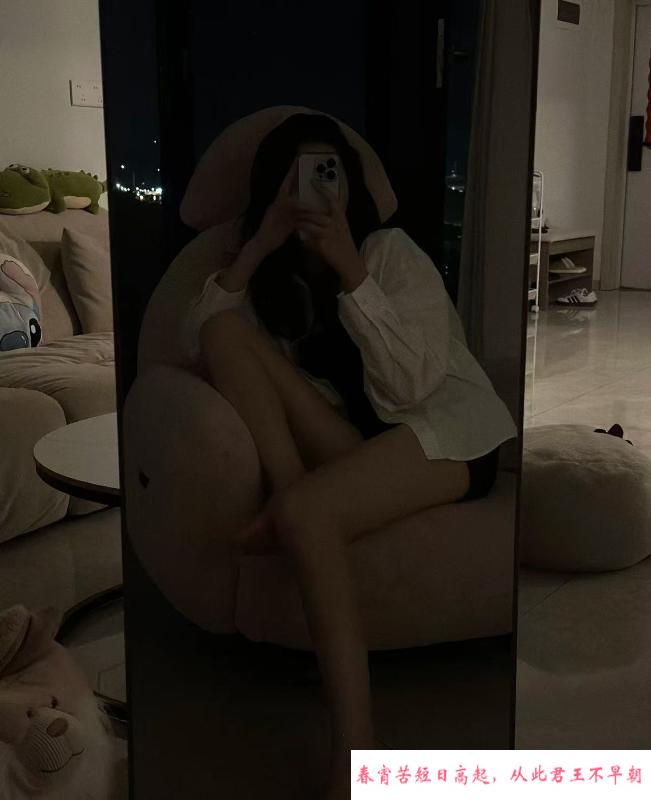 丰满长腿御姐梓琪 第4张