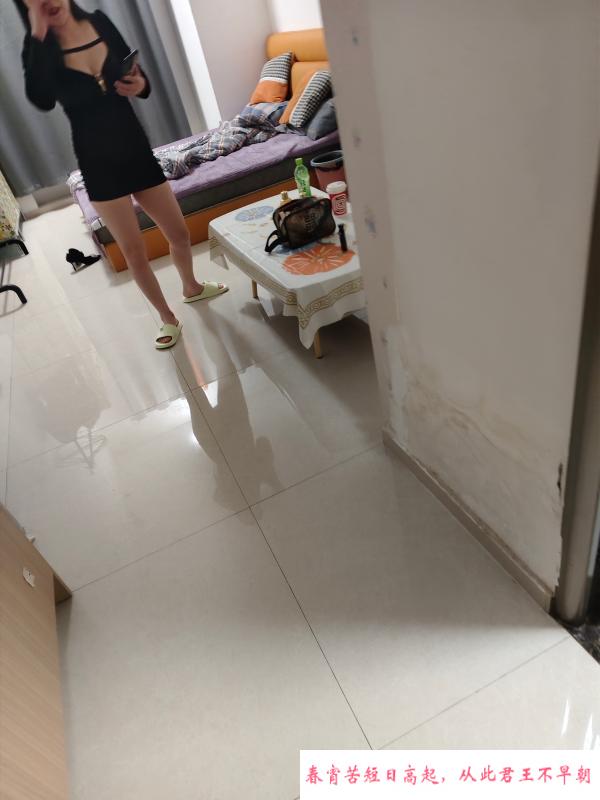 腿型很好的良家少妇 第2张