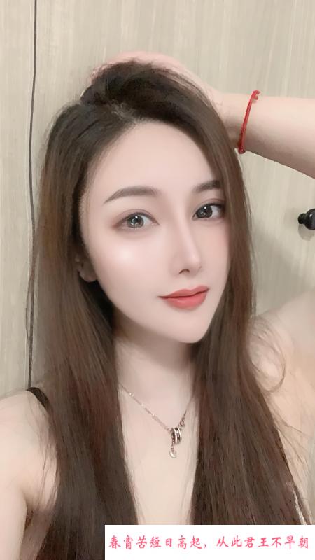 颜值美女Selina 第2张