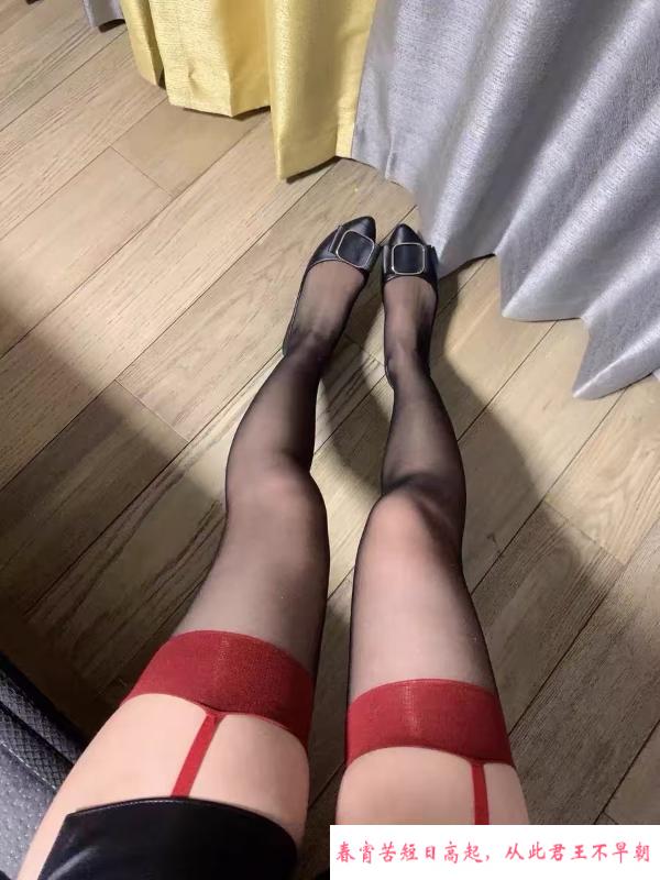 大奶少妇归来 第3张