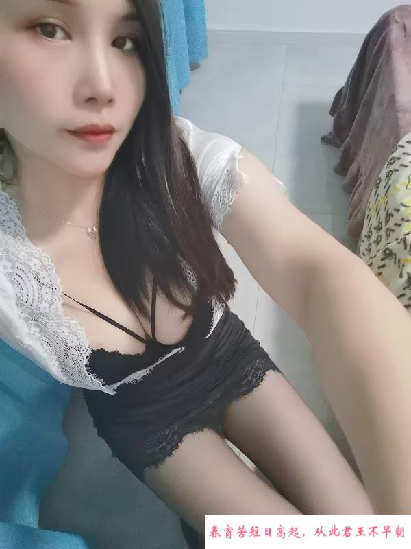 制服少妇小梦 第1张