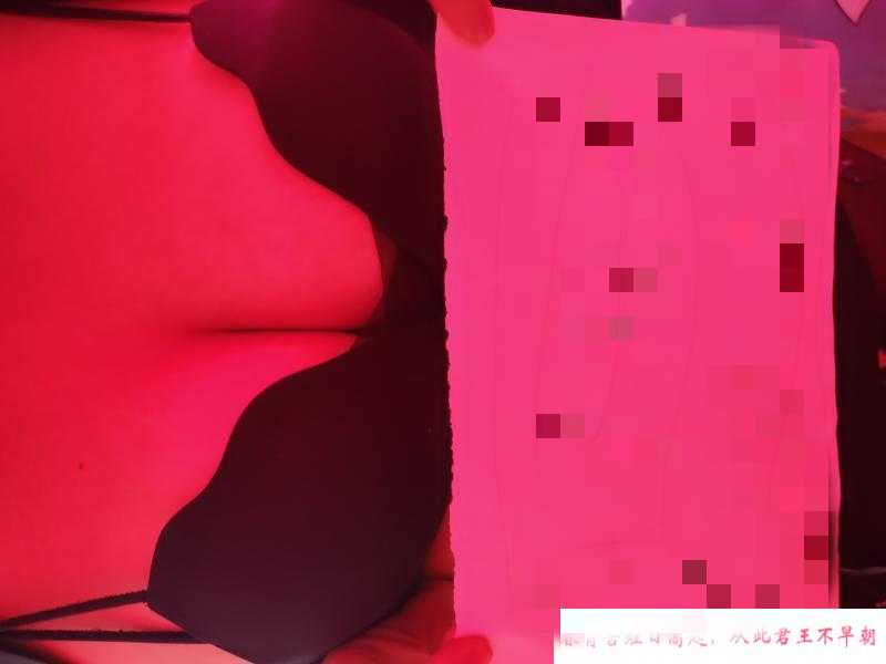 大奶丰满少妇 第2张