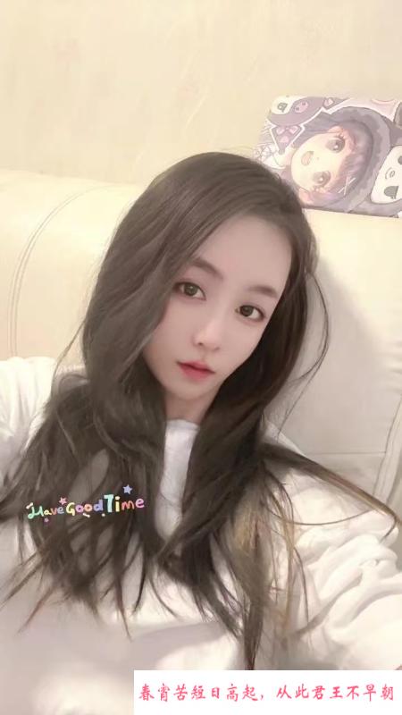 武昌漂亮妹子笑笑 第1张