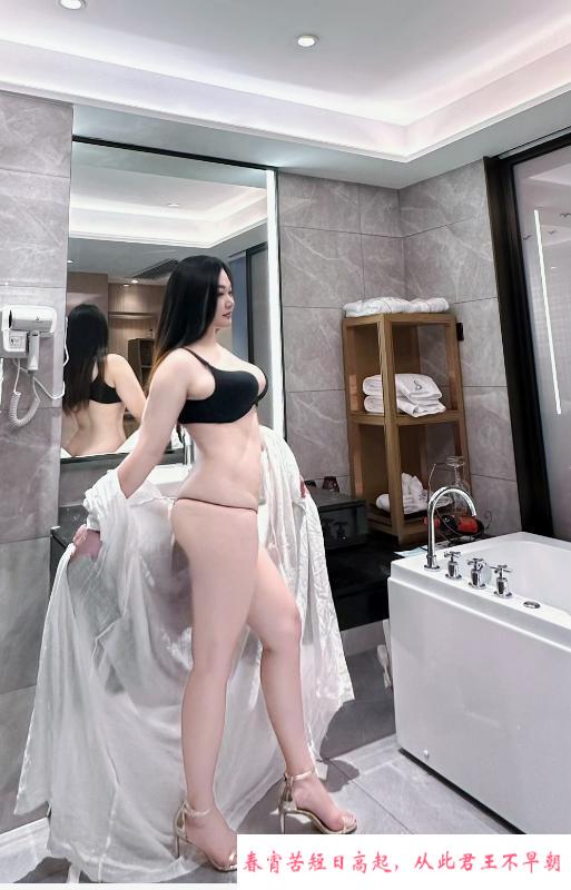 天河微胖女神铃儿 第1张