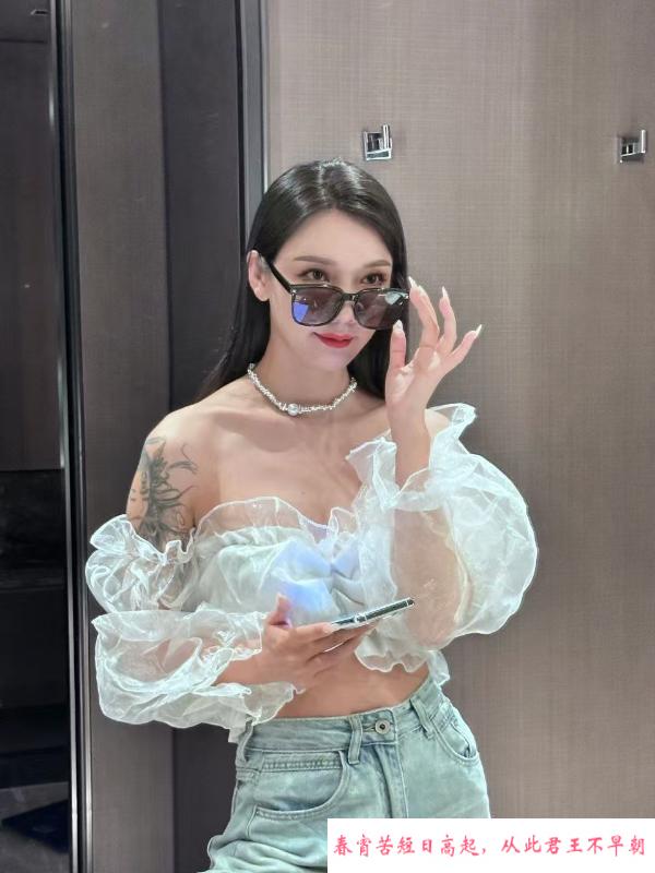 颜值高服务好铭铭 第1张