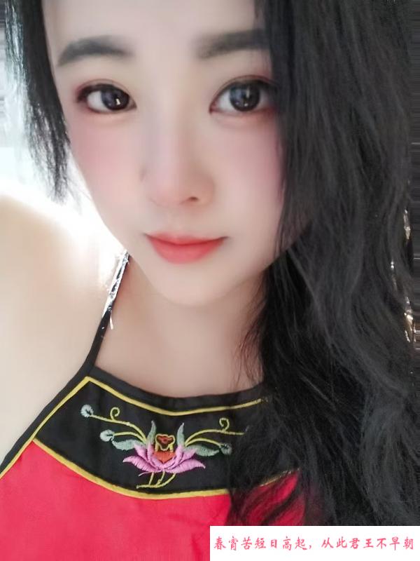苗族娇小可人妹妹 第1张