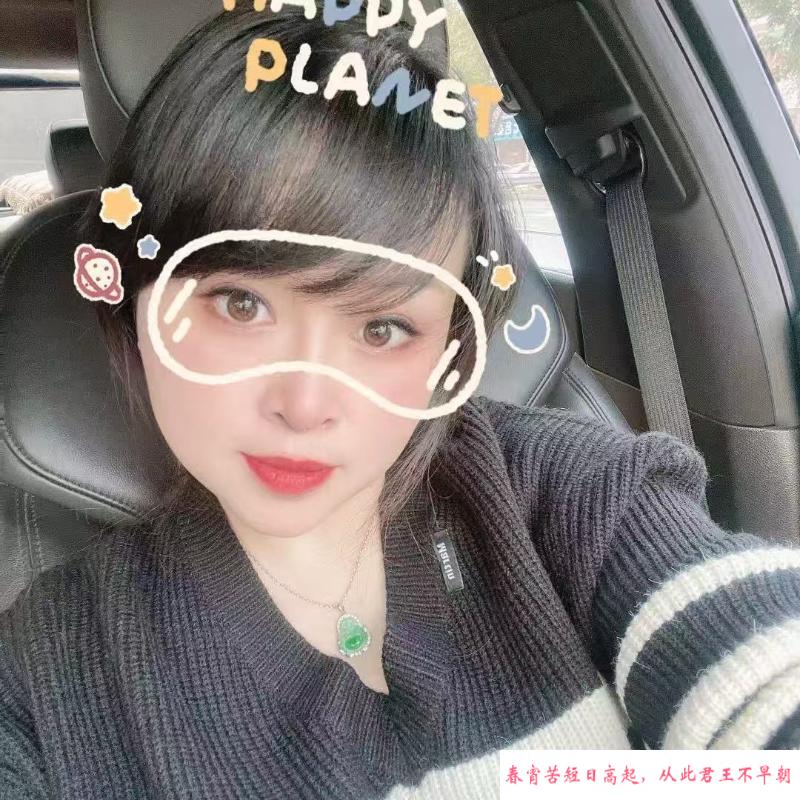钟楼可爱小美女 第4张