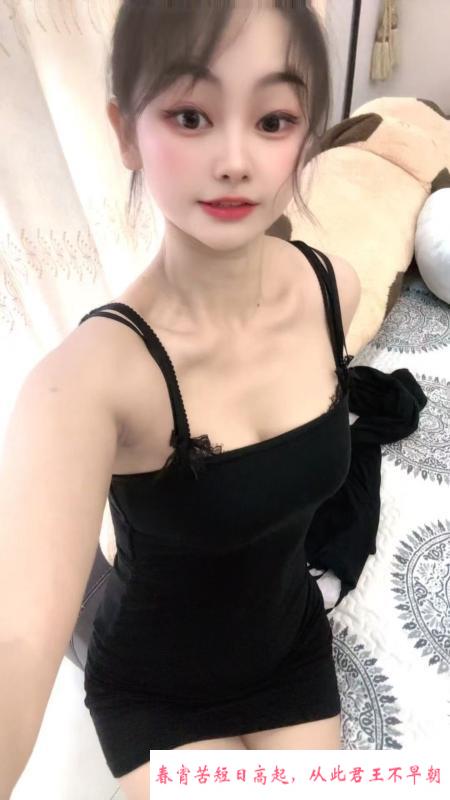 小纯御姐风的姑娘 第1张
