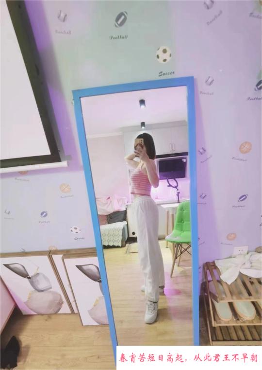 精致短发少妇如梦 第2张