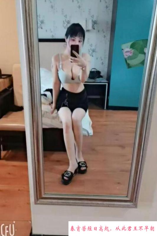 丰乳肥臀骚妇爽记 第2张
