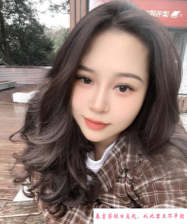 上城肤白美妹 第2张