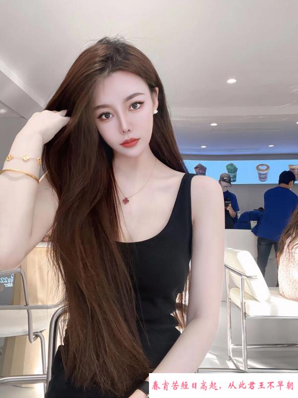 妹子身材火辣性感 第4张