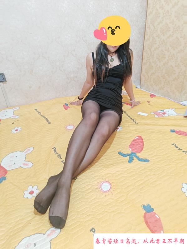 青岛开发区眼镜妹妹 第1张
