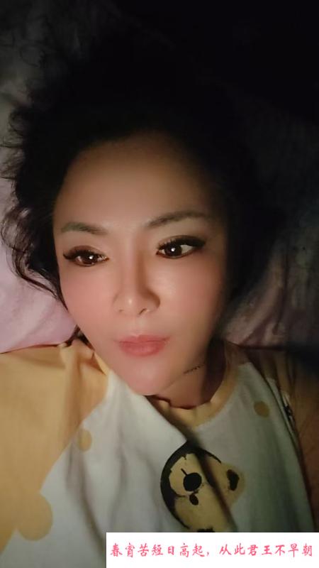 巨乳少妇服务态度很好 第3张
