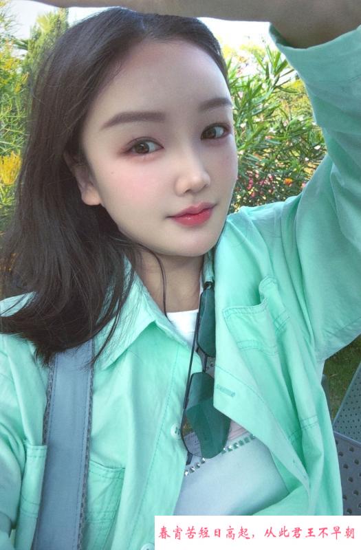 俏皮性感小护士 第3张