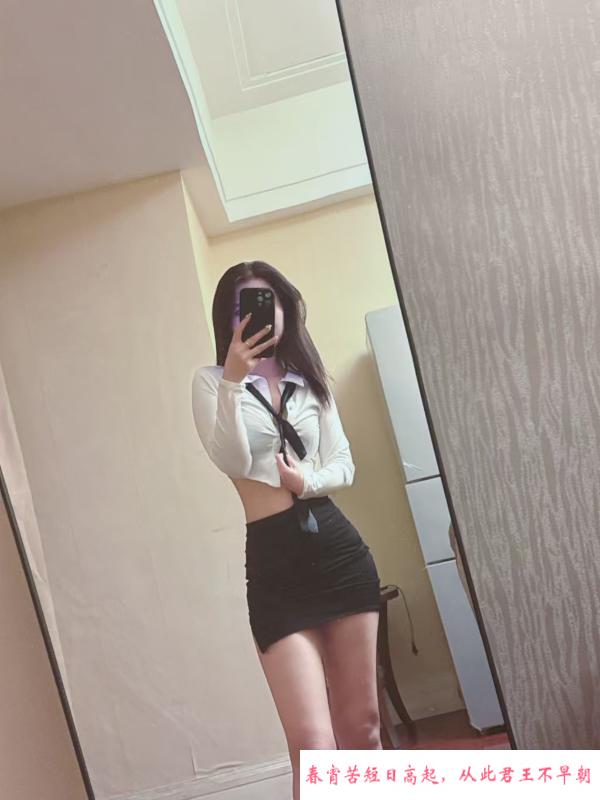 年轻嫩妹真真 第2张
