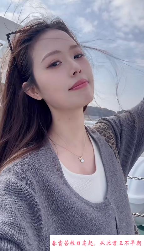 性感美丽兼职小美女 第2张