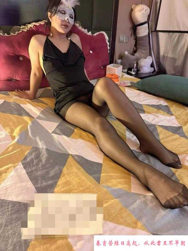 魔鬼身材美女 第2张