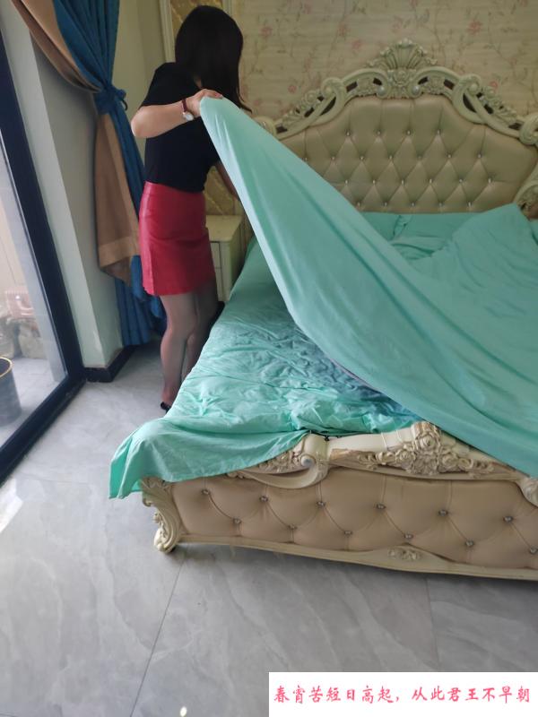 美脚离异熟女 第2张