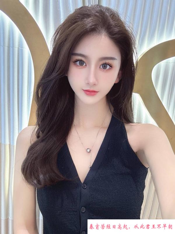 反差感颜值CC 第1张